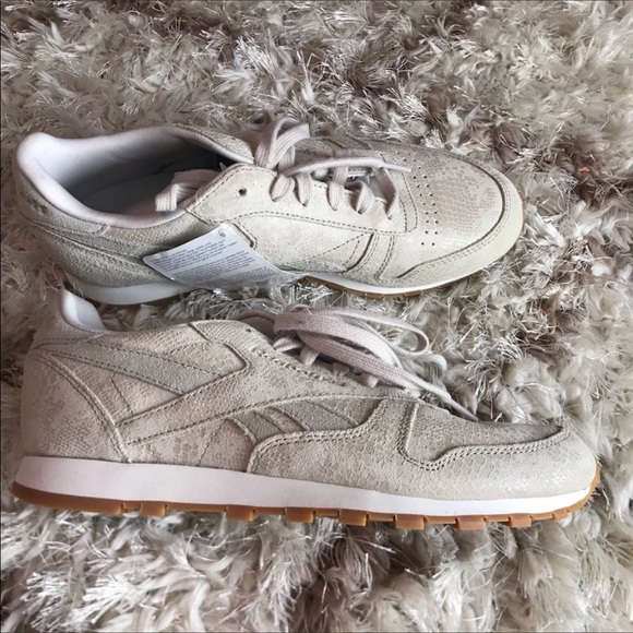 Reebok Classics Tan Snakeskin - Picture 5 of 7